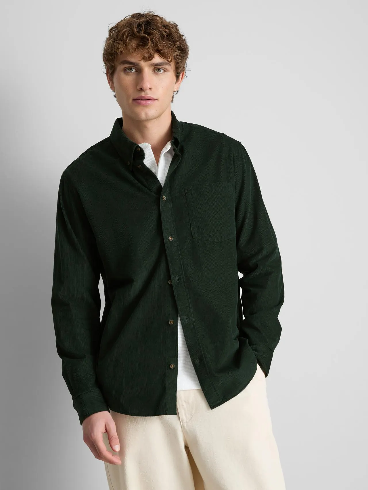 Chemise en velours côtelé de pur coton