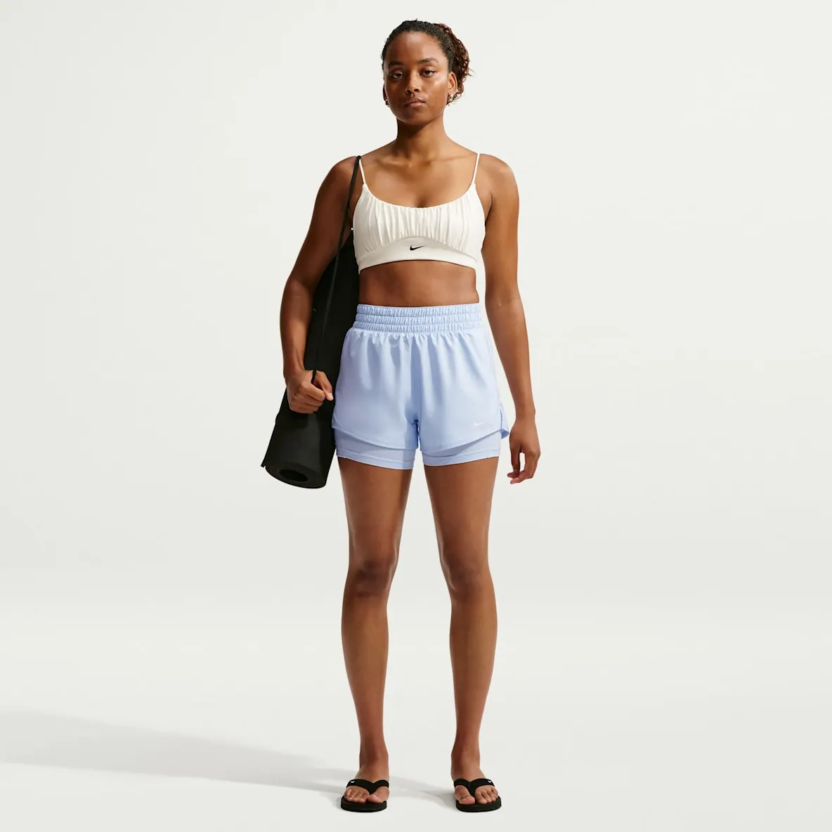 Dri-FIT 2-i-1 dameshorts med høyt liv (8 cm)