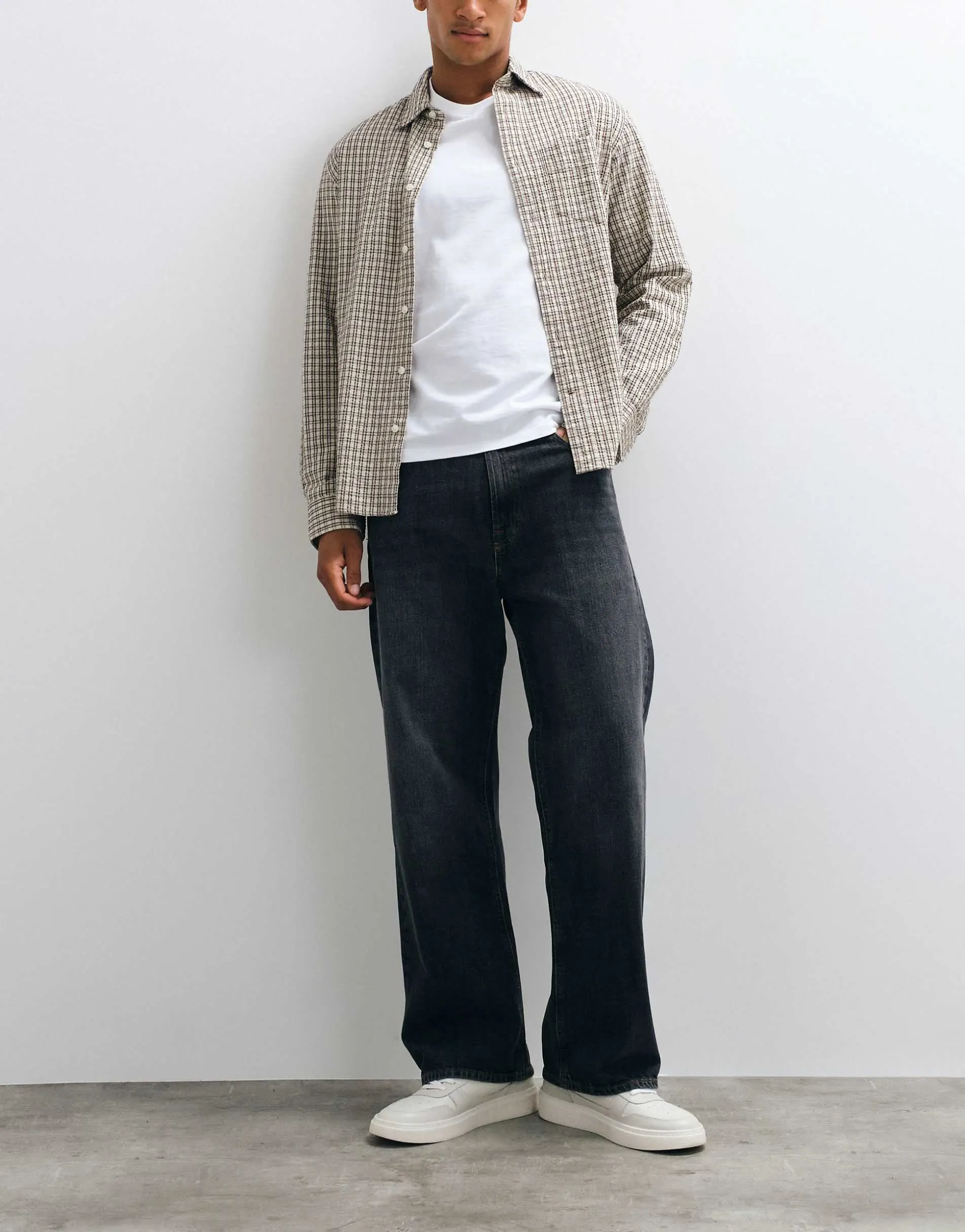 Jack & Jones Ted relaxed straight jeans in washed black