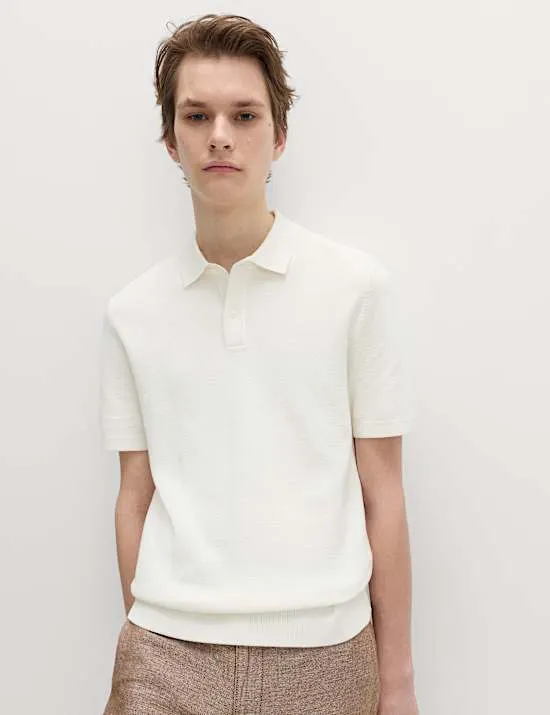 Schmal geschnittenes Strick-Poloshirt mit hohem Baumwollanteil