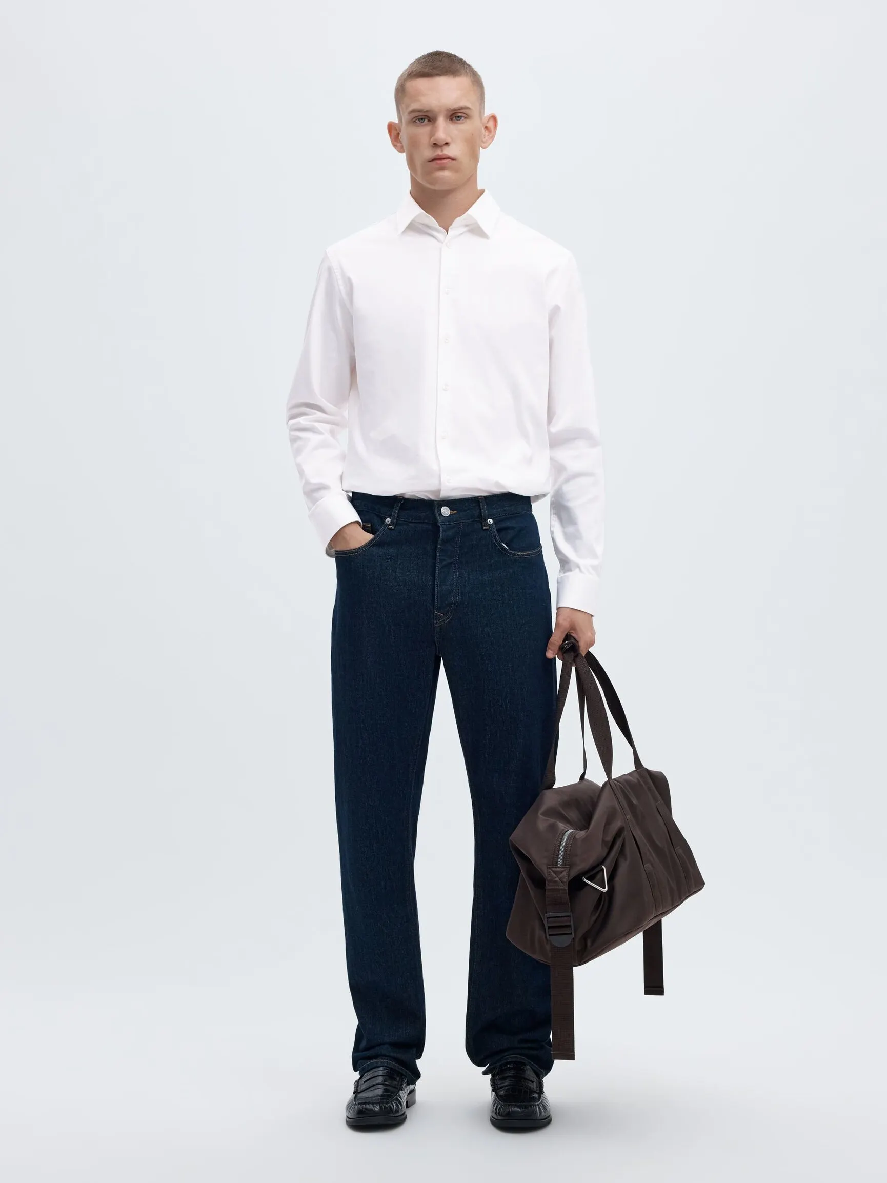 SLIM FIT SKJORTE