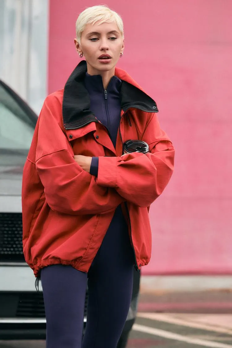 ZIP WINDBREAKER