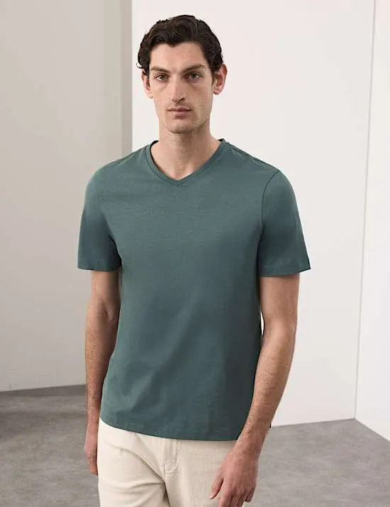 T-Shirt aus reiner Supima®-Baumwolle mit V-Ausschnitt