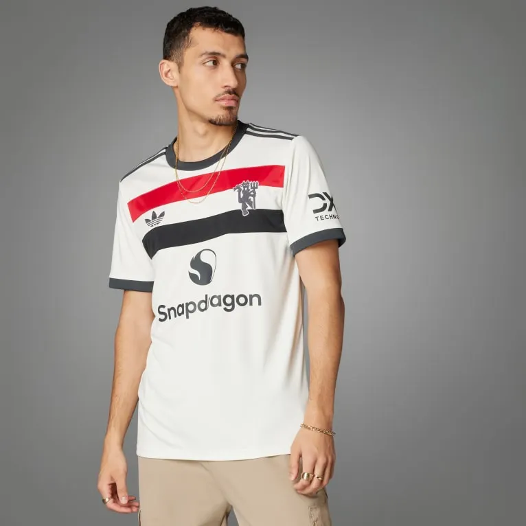 Manchester United 24/25 Tredje Trøye