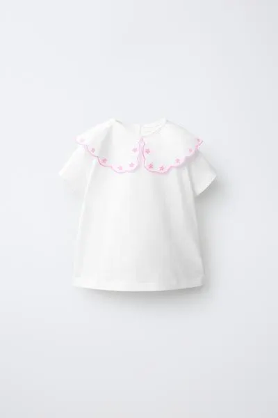 EMBROIDERED CONTRAST COLLAR T-SHIRT