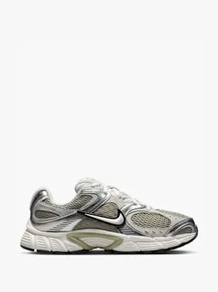 V5 RNR Sneaker