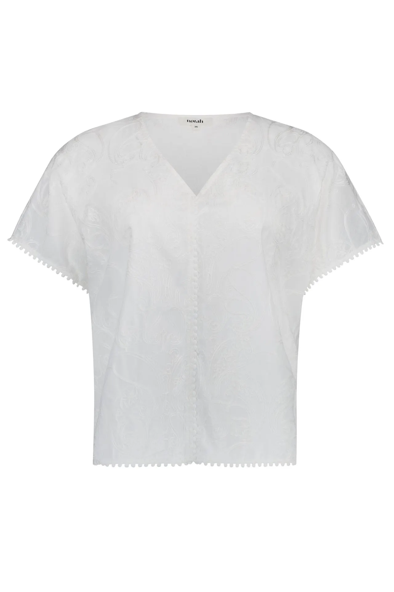 Off-white blouse met borduursels