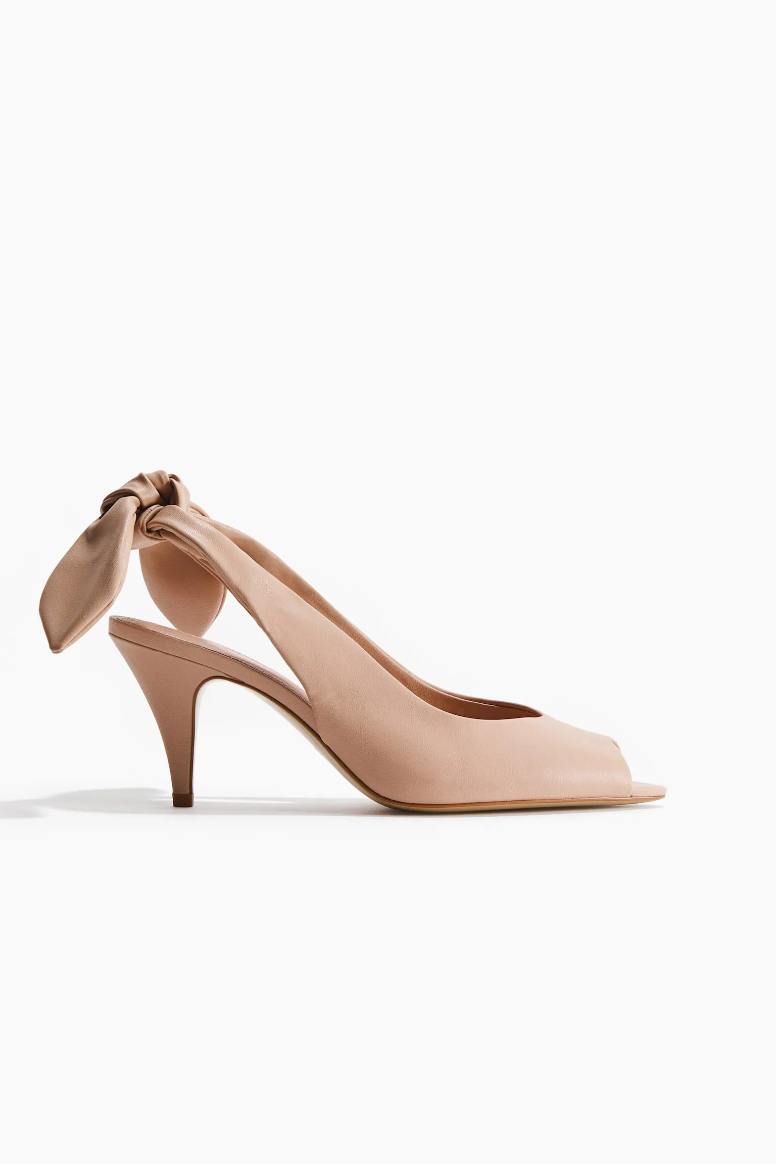 Slingback court shoes