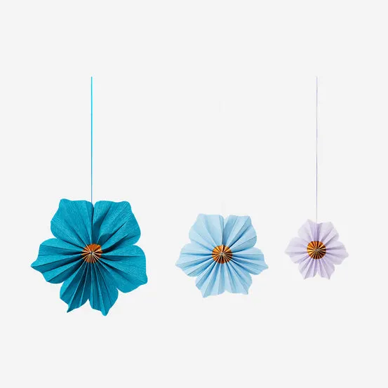 Decorative paper flowers - 3 pcs