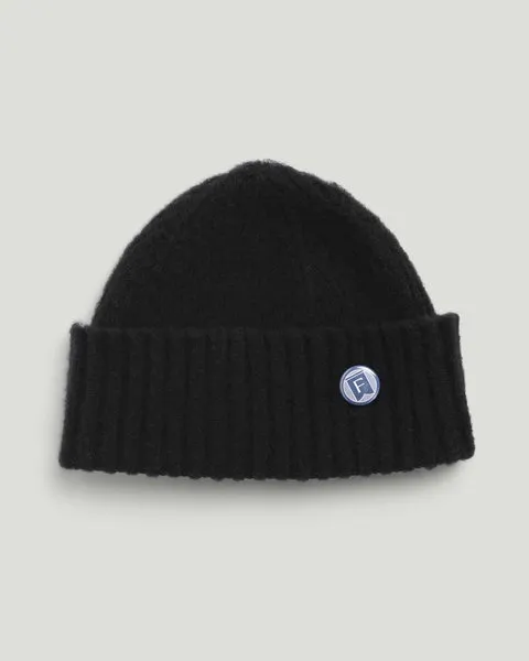 Fishtail Shaggy Beanie Black