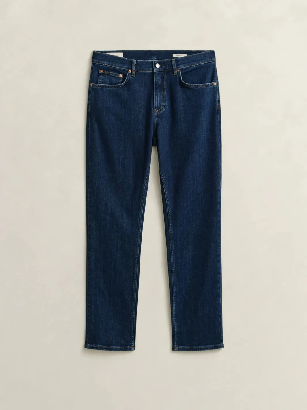 REGULAR FIT CLEAN WASH JEANS