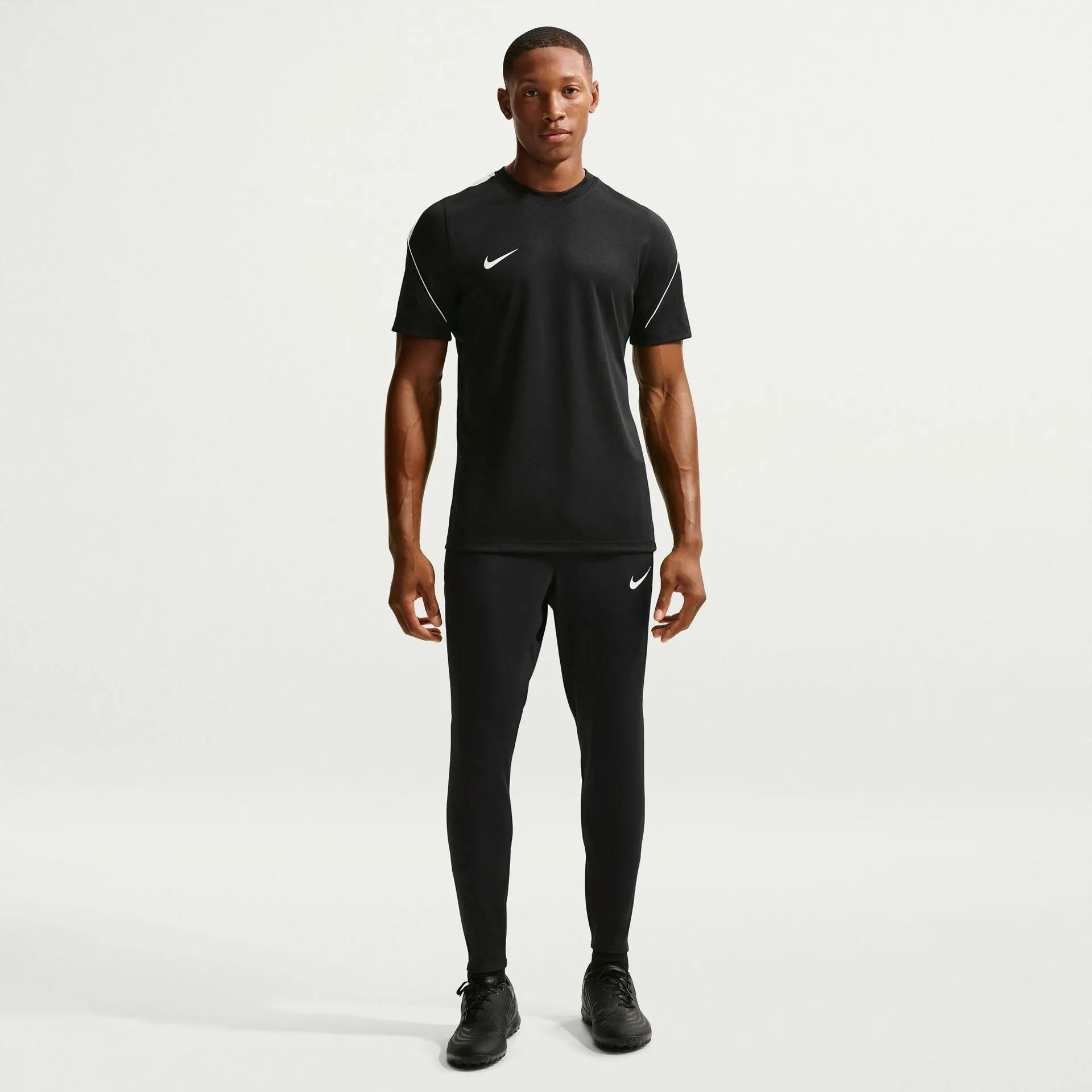 Strike Men's Dri-FIT Soccer Pants