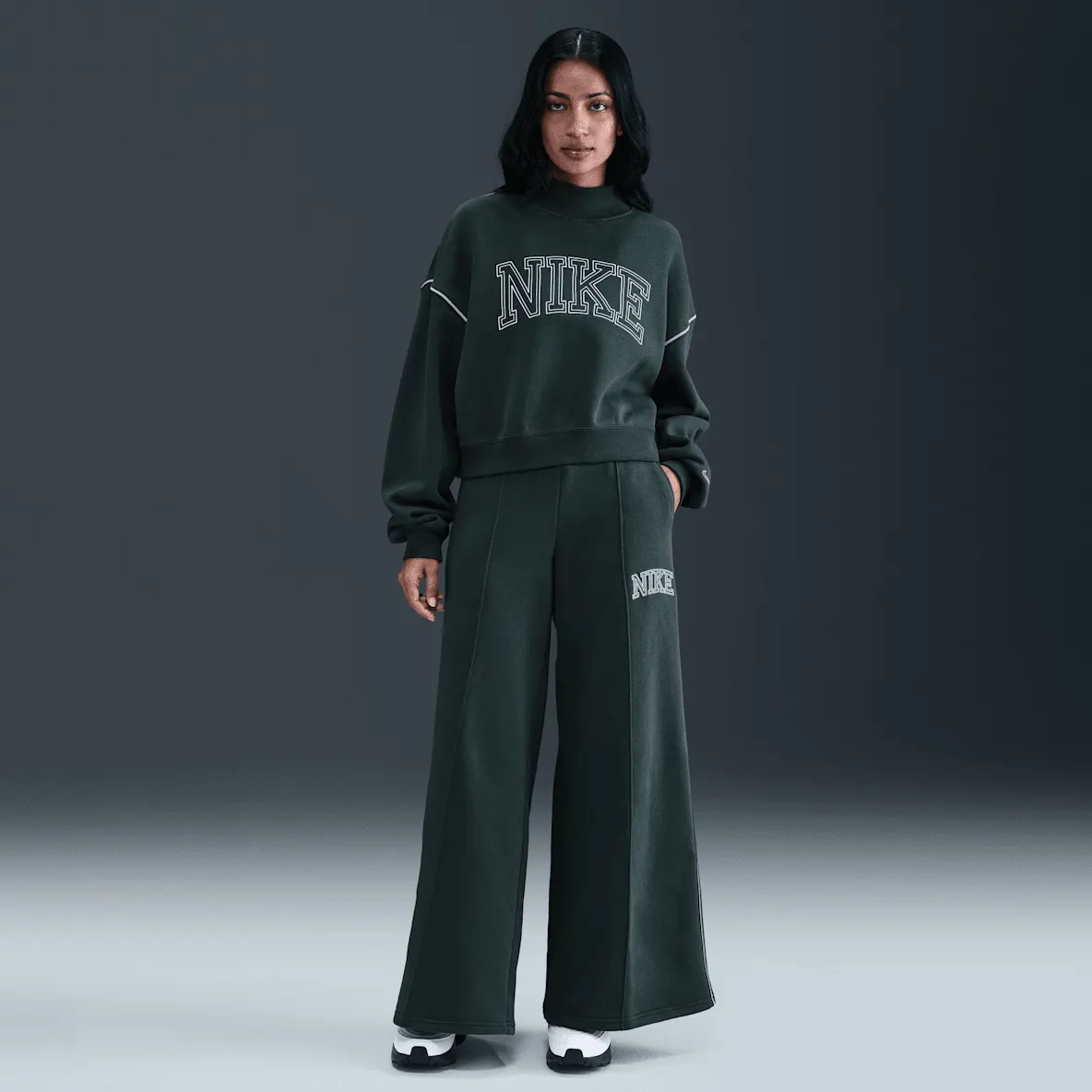 Nike Sportswear Phoenix Fleece