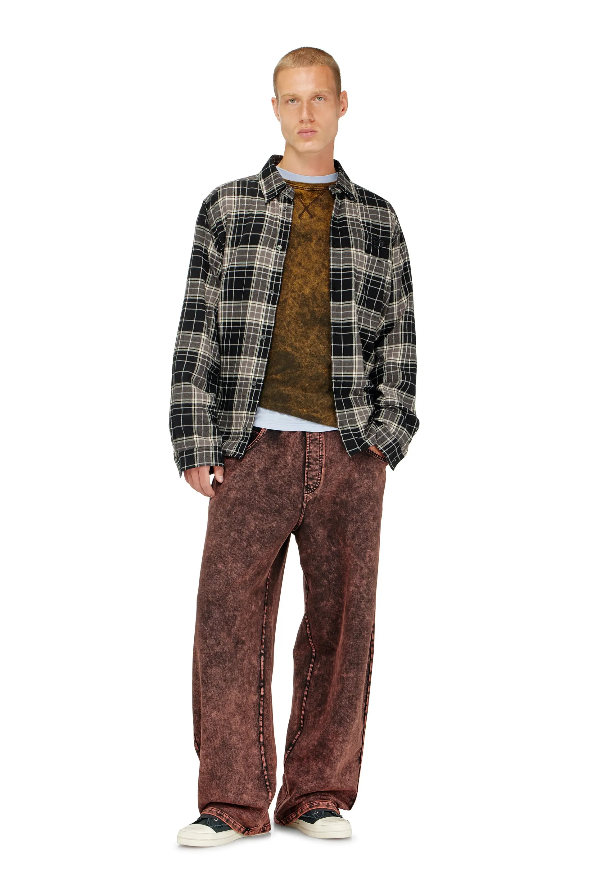 Acid-wash long-sleeve T-shirt with frayed details