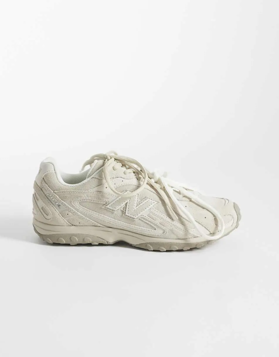 New Balance 204L trainers in beige