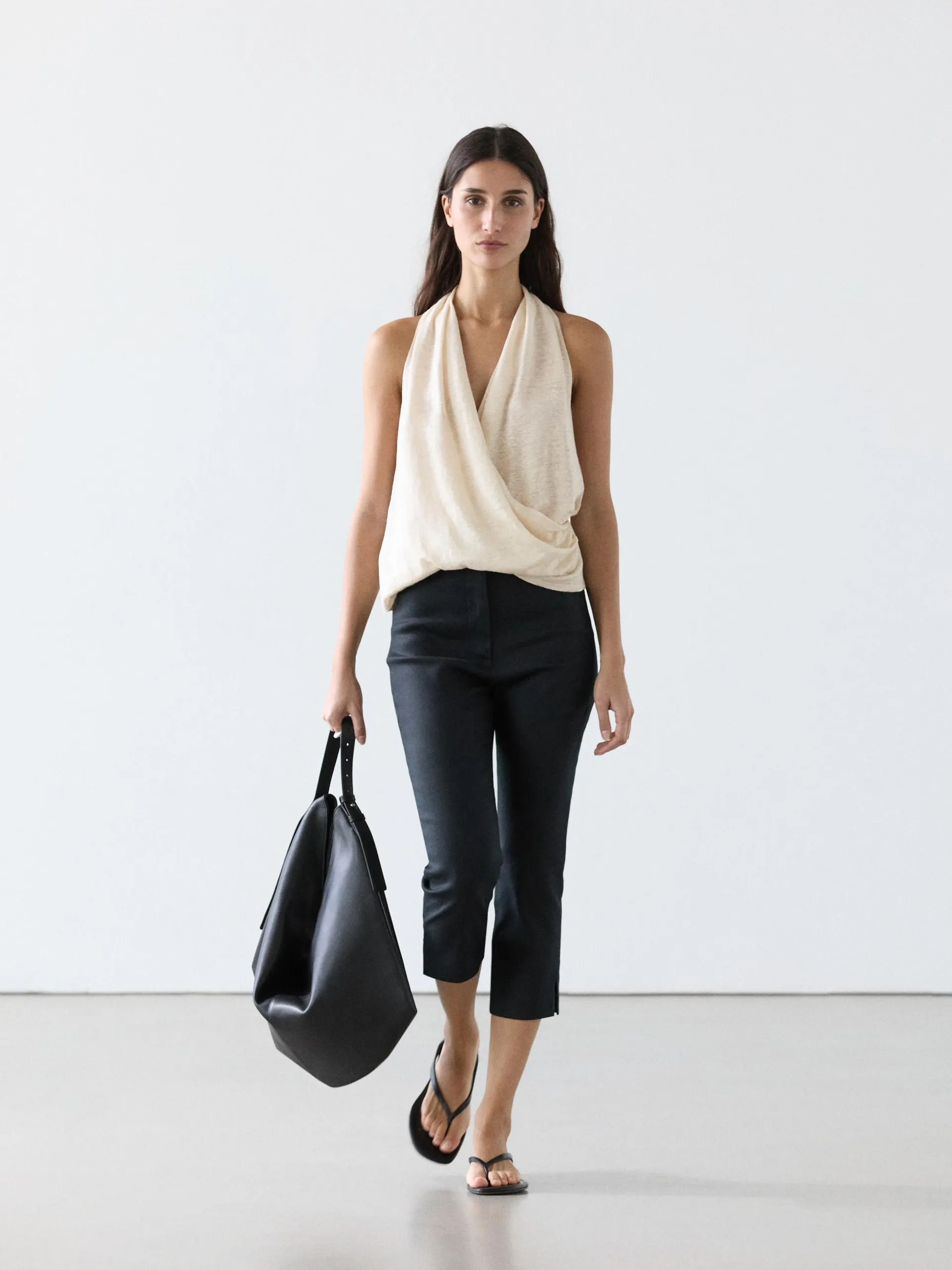 Gekruiste top met gedrapeerd detail