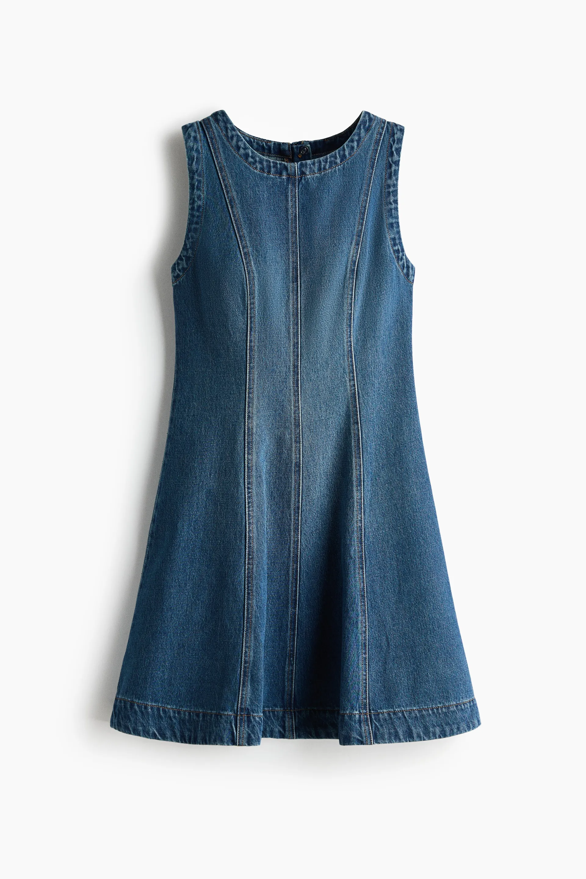 Vestido denim con falda acampanada