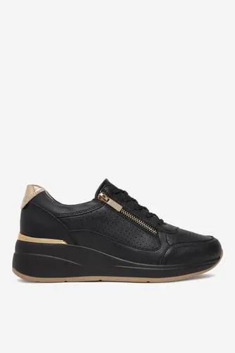 Sneakersy Černá