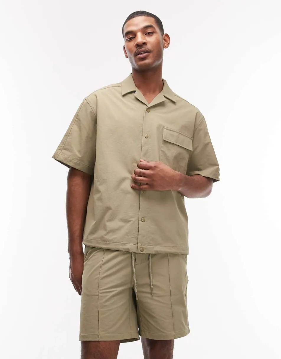 ASOS DESIGN motionMAX™ oversized four way stretch shirt in khaki