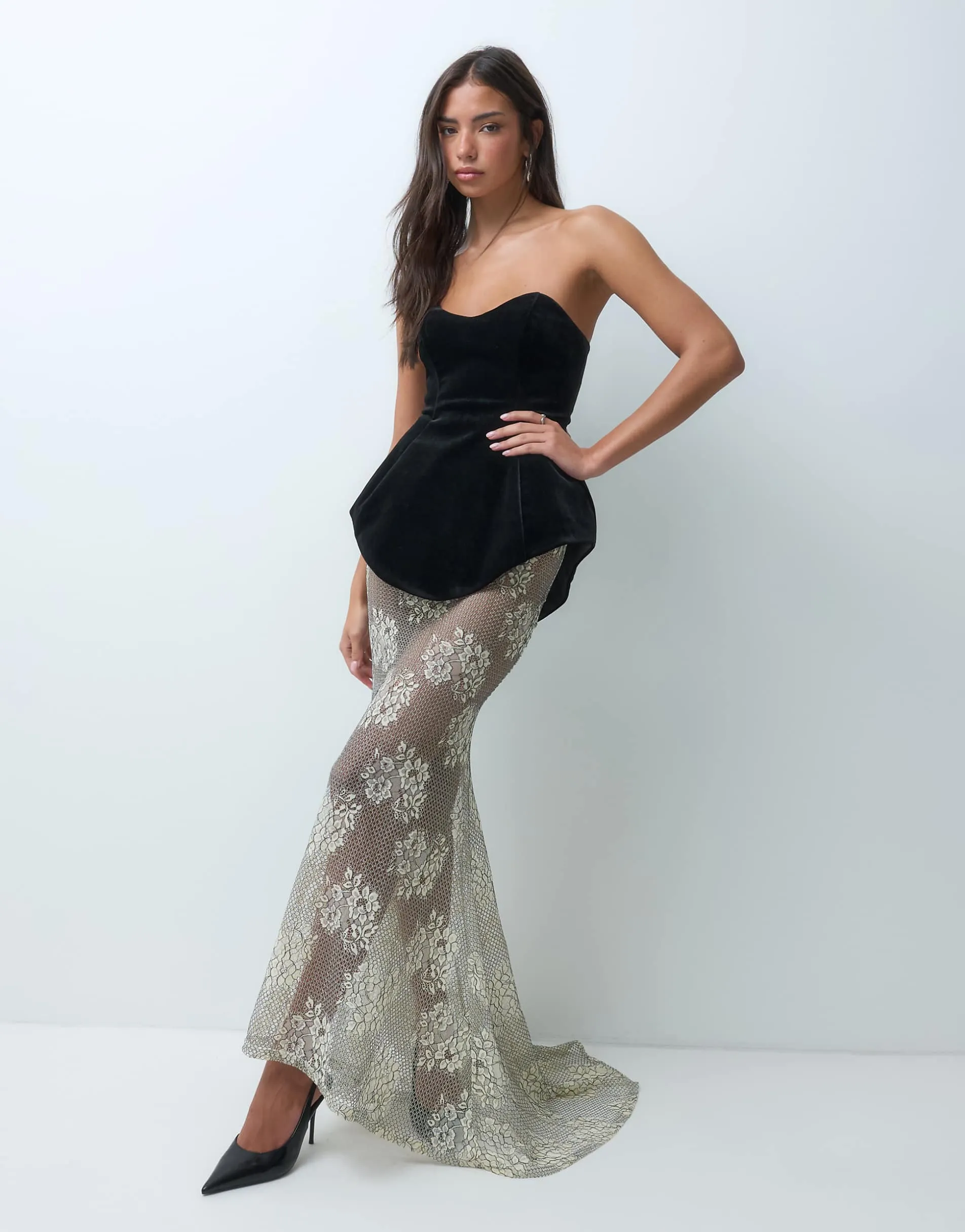 ASOS DESIGN Premium velvet moulded dress with lace maxi skirt in black