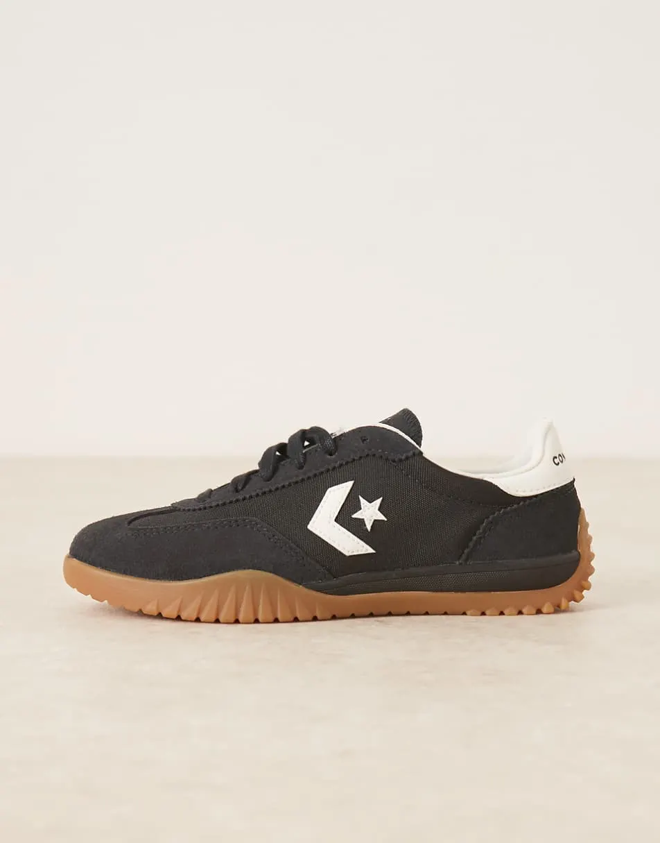 Converse Run Star trainers in black