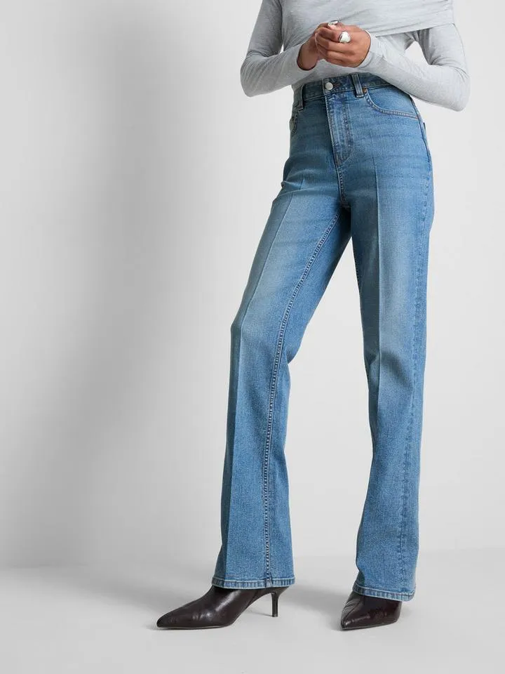 Jean bootcut plissé Paula Echevarría