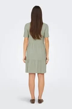 Vestido corto manga corta