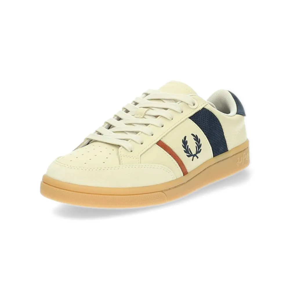 beige sneaker