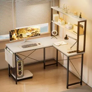 Escritorio Gaming en L con LED & Toma de Corriente, Mesa Reversible 53" con Estante, Bolsa de Almacenamiento & Gancho para Oficina en Casa blanco