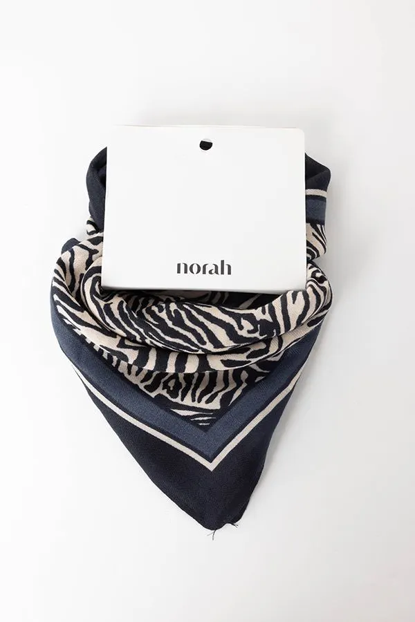 Sjaal met zebraprint