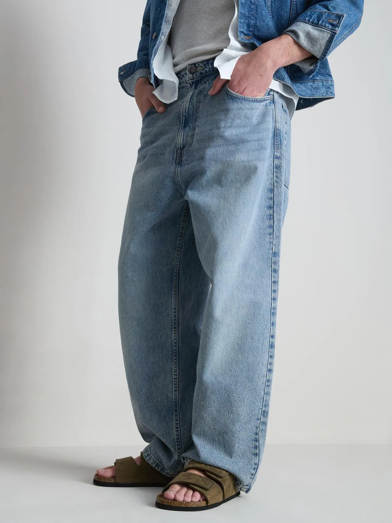Jean large taille mi-haute