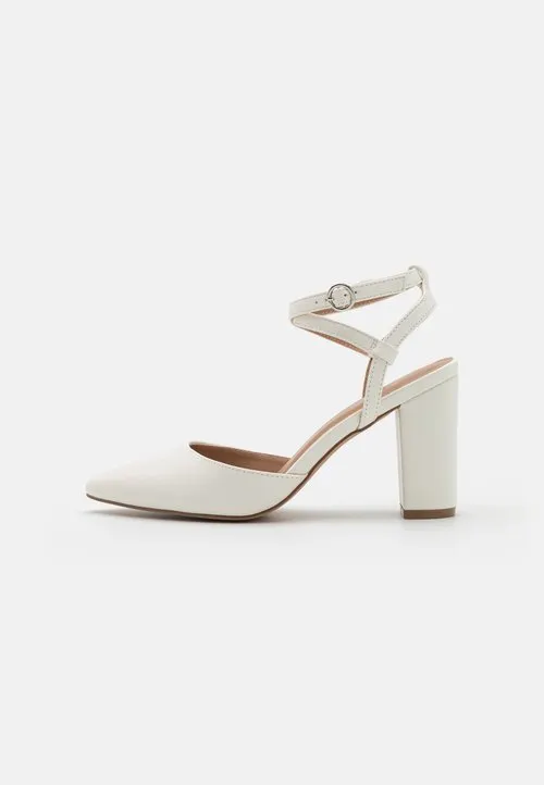 Sandaler med høye hæler - white