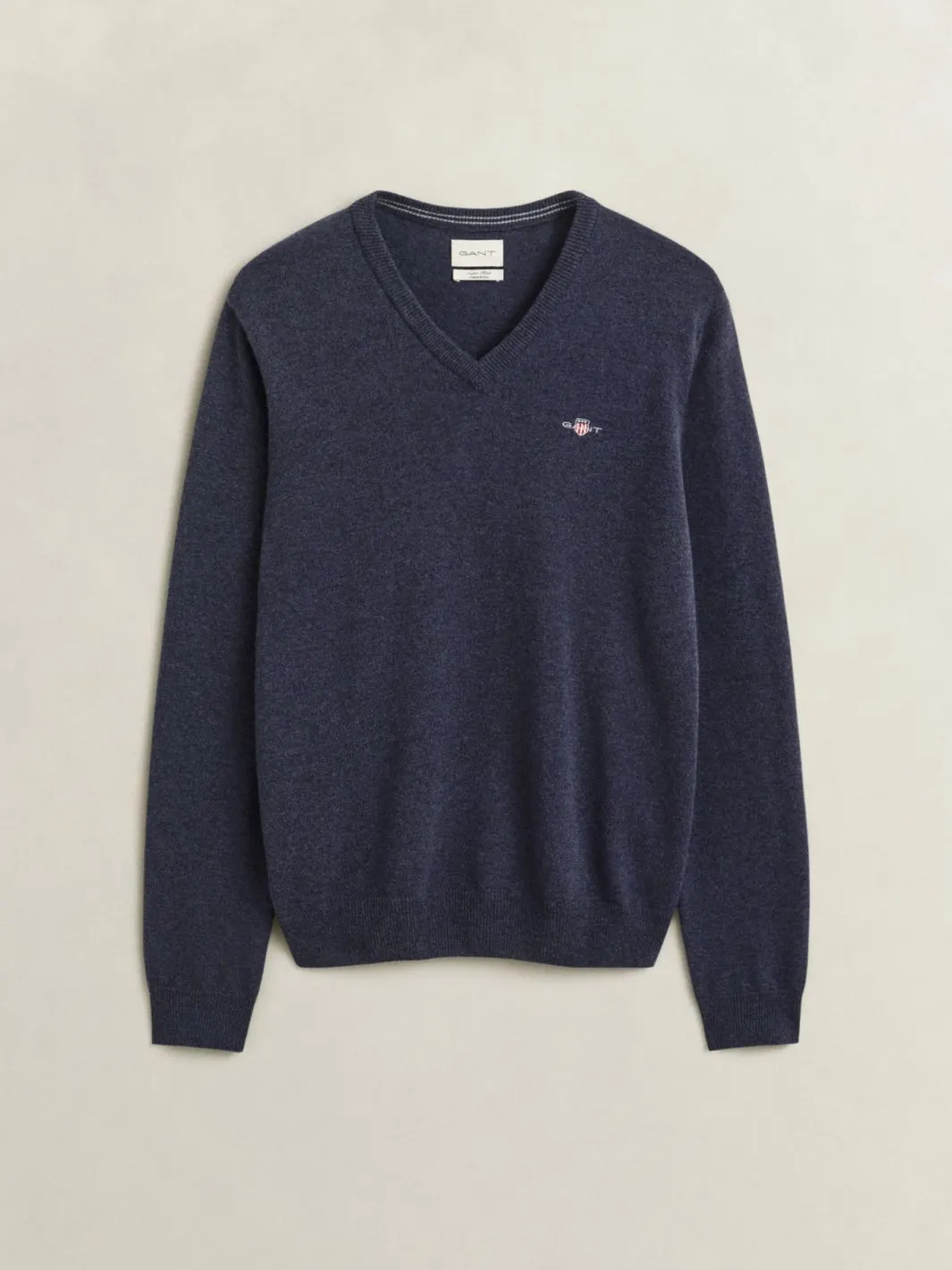 SUPERFINE LAMBSWOOL V-NECK SWEATER