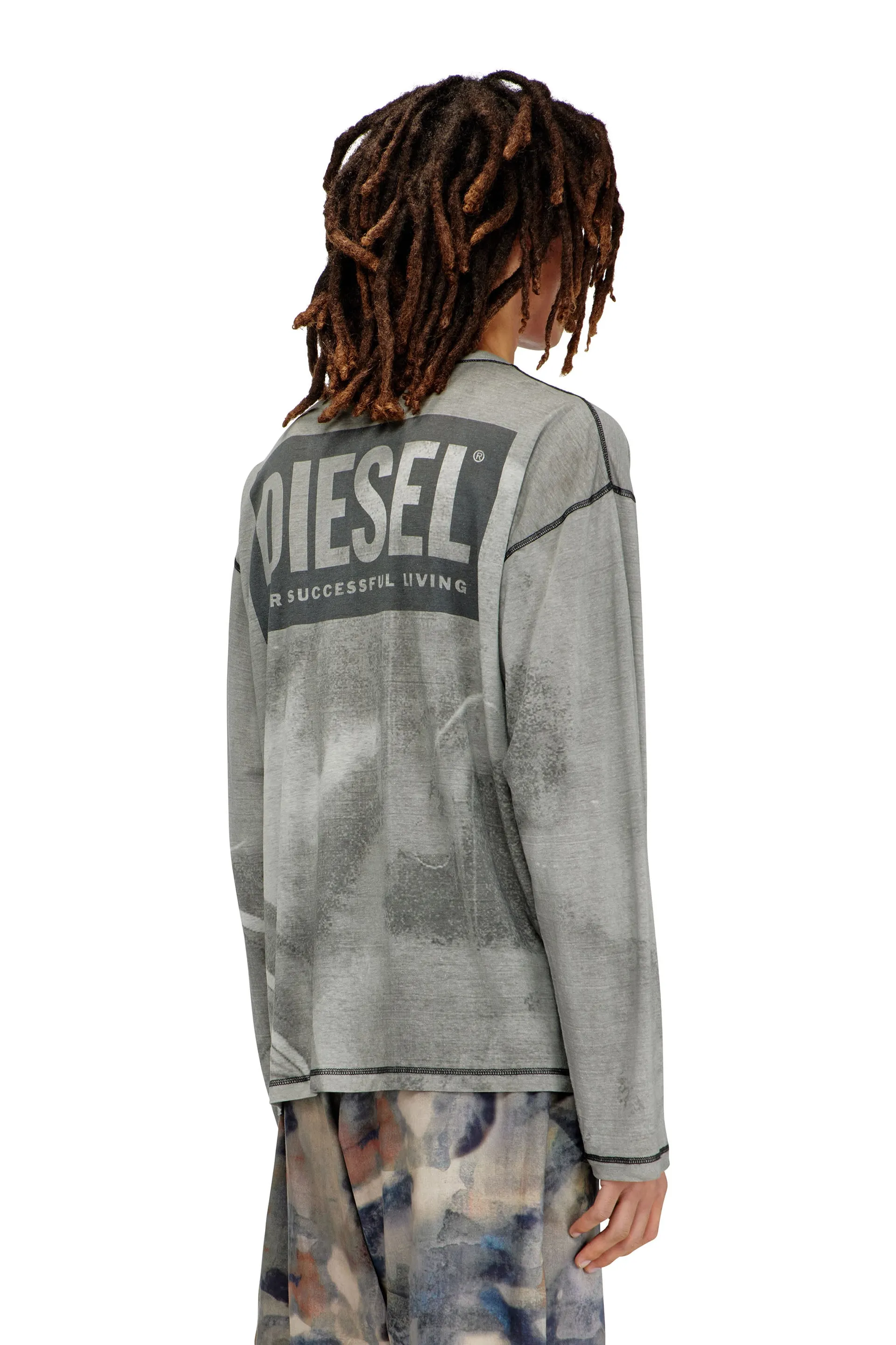 Long-sleeve T-shirt with trompe l'oeil print