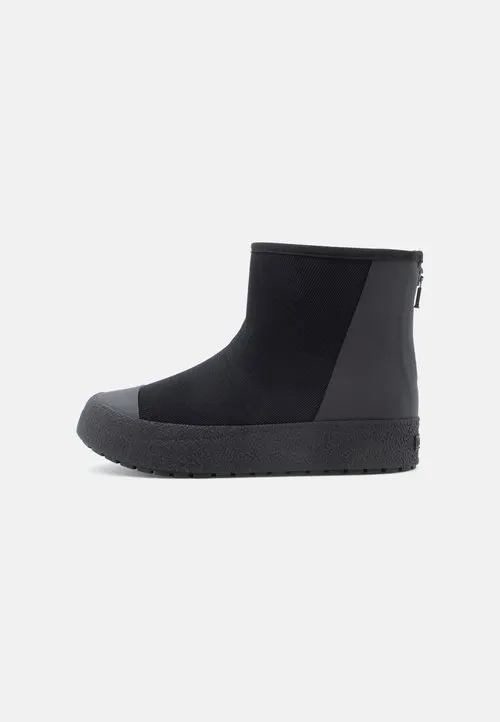 ARCH HYBRID - Vinterstøvler - black