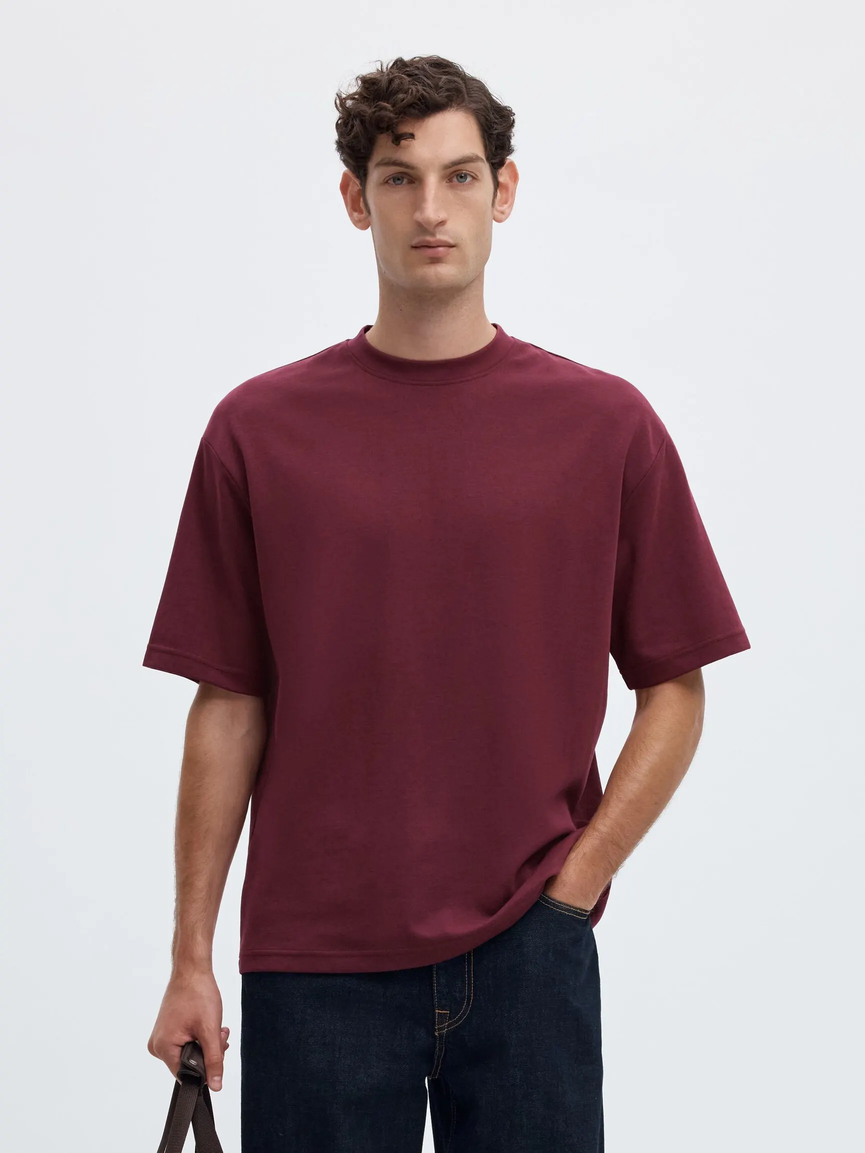 LOOSE FIT T-SKJORTE