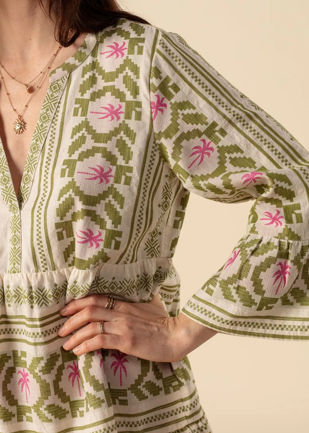 Grön jacquard-vävd tunika