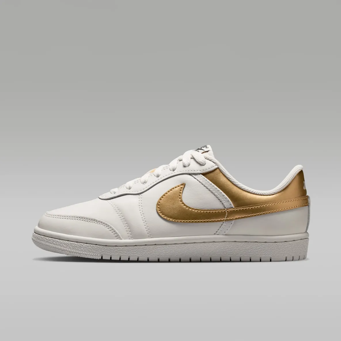 Air Jordan Skyline Low