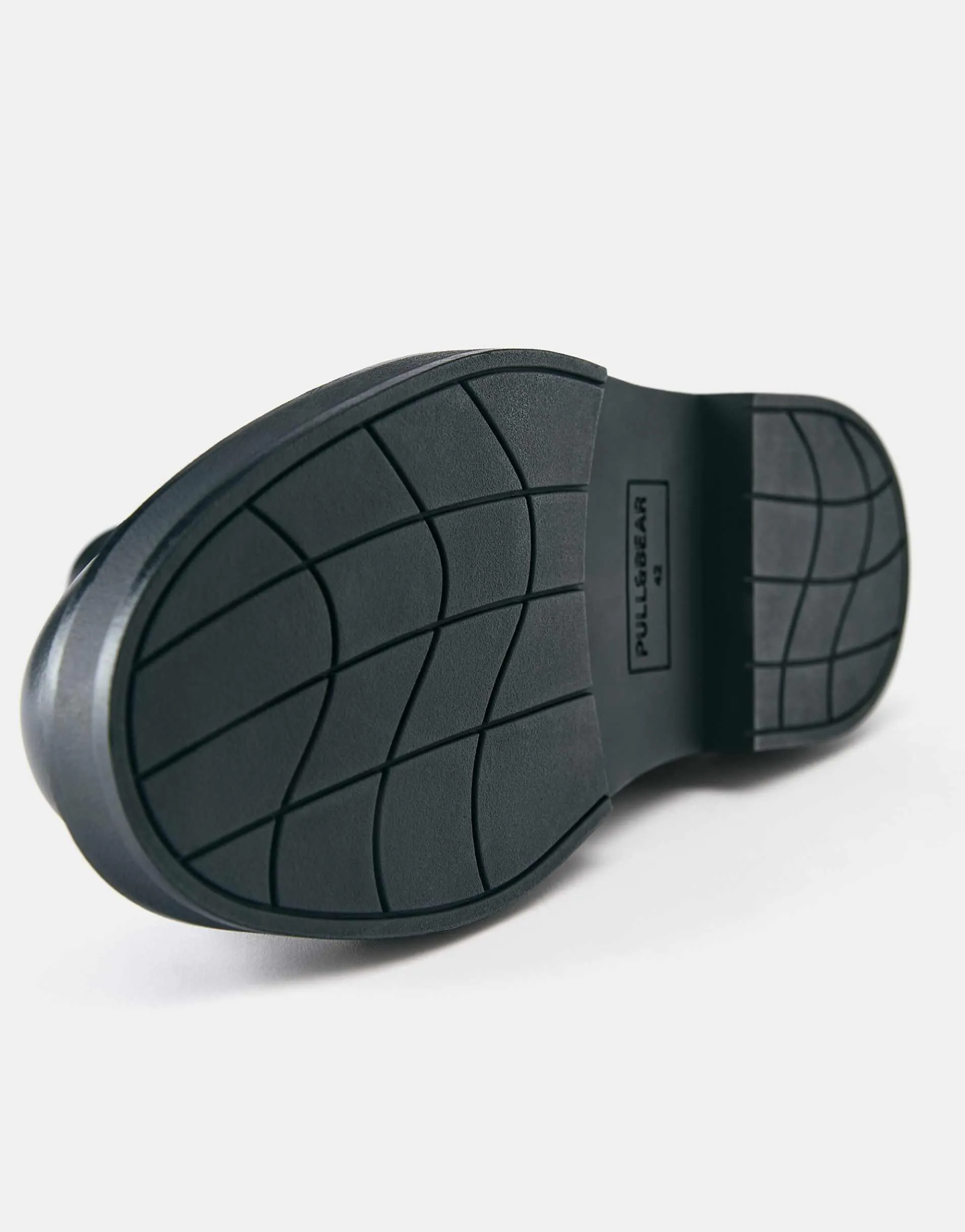Pull&Bear Chelsea ankle boots in black