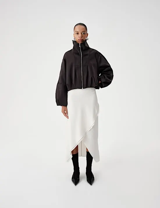 Asymmetrischer Midirock mit Drapierung