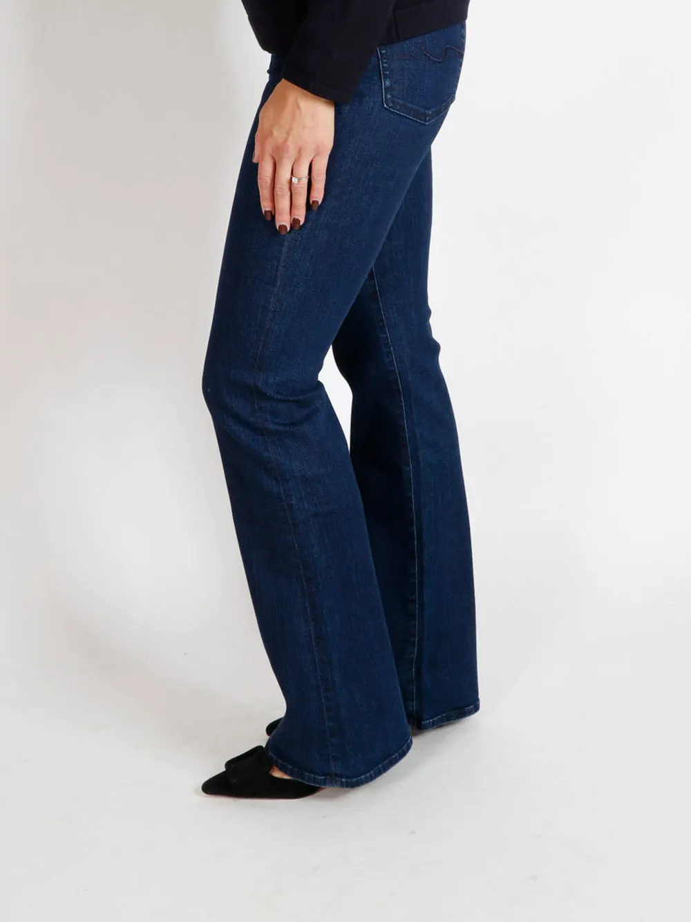THE LEGGY BOOTCUT