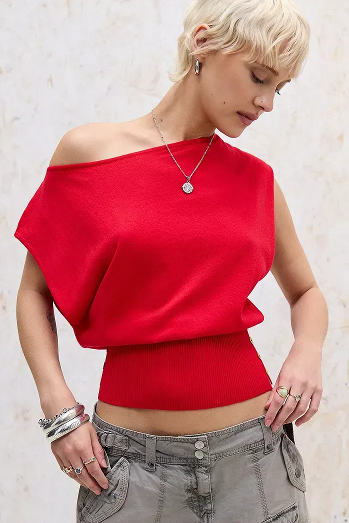 Top UO Shay con Spalle Scoperte e Bottoni