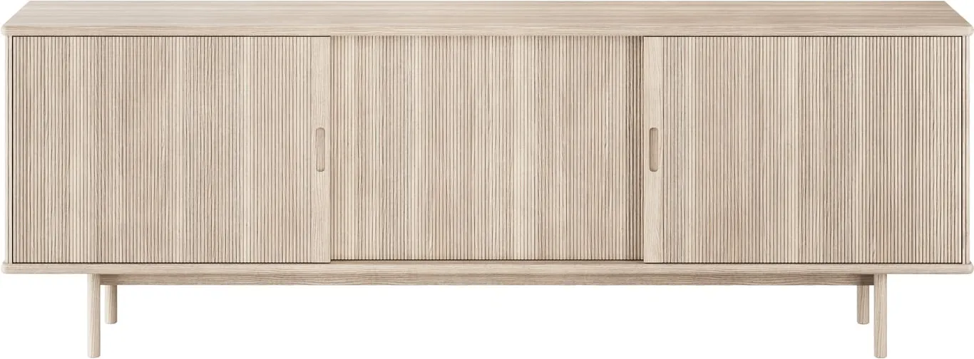 Birk Skjenk 220x76x40 cm med 3 rillede skyvedører, eik / hvit olje