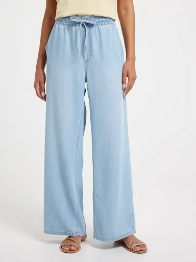 Just Jeans Liquid Mid Rise Pull On Pant