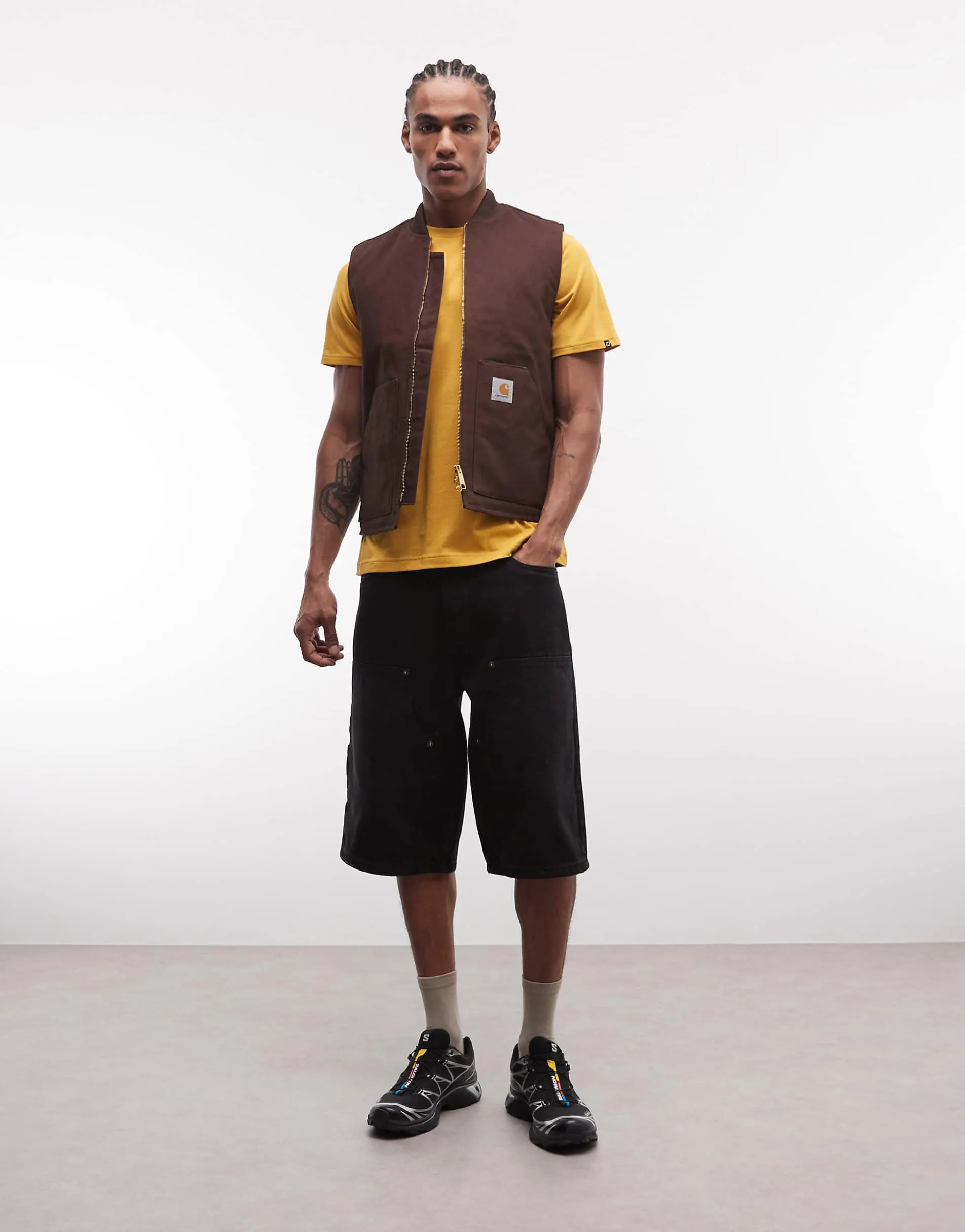 Berghaus Men's berghaus classic logo t-shirt in mustard