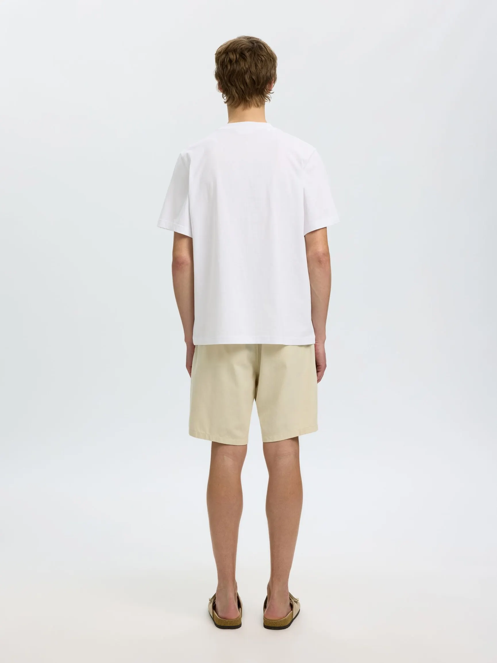 BRODERT T-SKJORTE