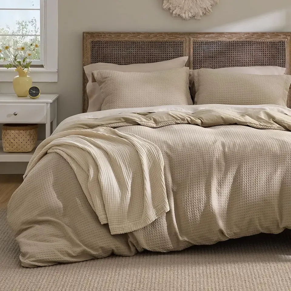 Bedsure Luxury Waffle Duvet Cover Queen Size - Textured Duvet Cover Set, Soft, Breathable Bedding Set (90"x90") with 2 Pillow Shams for All Season, Khaki, Comforter Not Included
