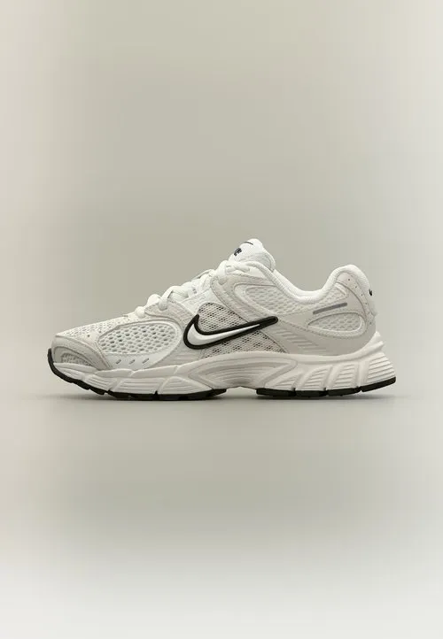 V5 RNR 2 - Joggesko - summit white/summit white/photon dust/black