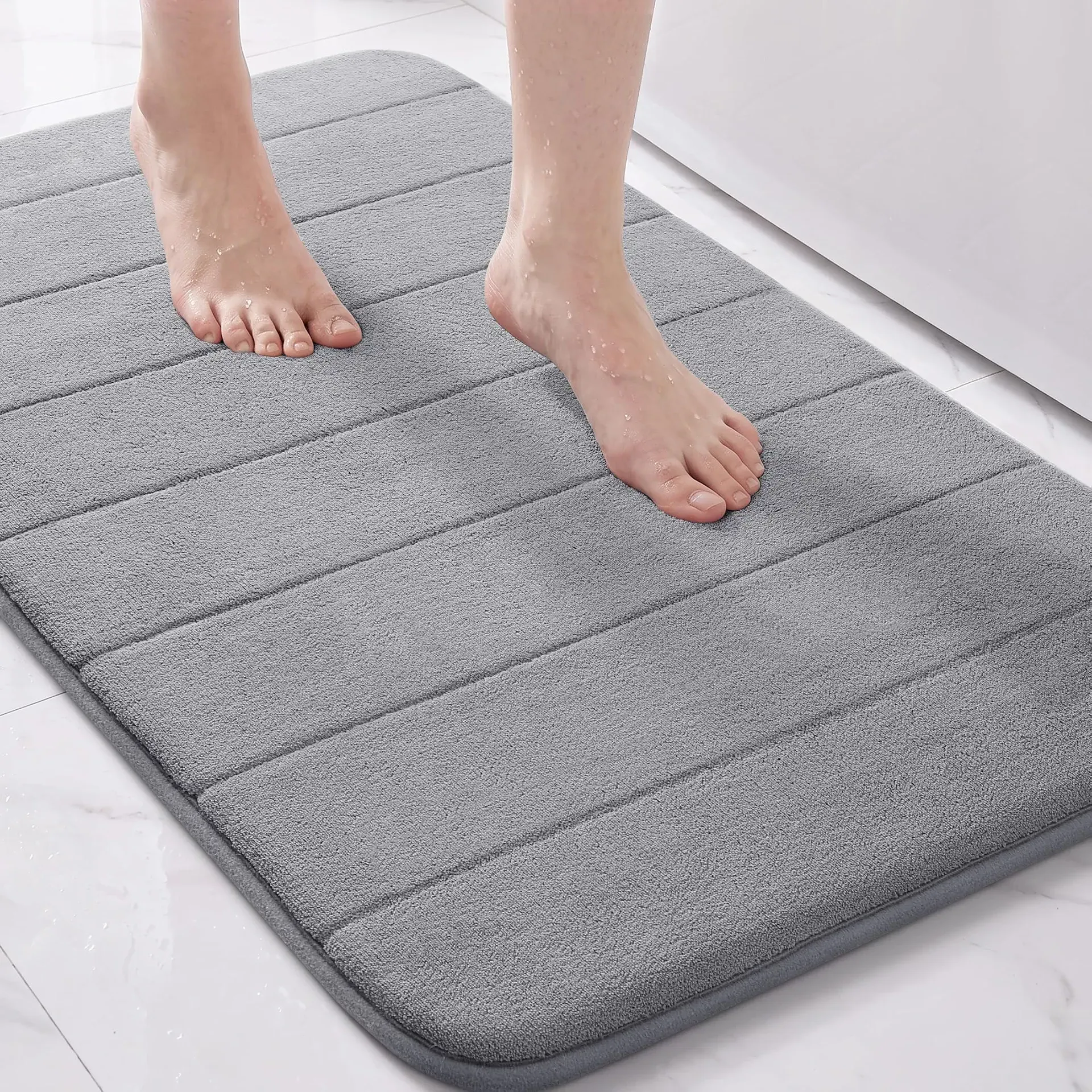 Yimobra Memory Foam Bath Mat 31.5x20, 5X Softer and Absorbent Bathroom Rug | Quick Dry Bath Rug, Non Slip Backing And Machine Washable Floor Carpet for Tub Shower, Home Decor Accessories, Grey
