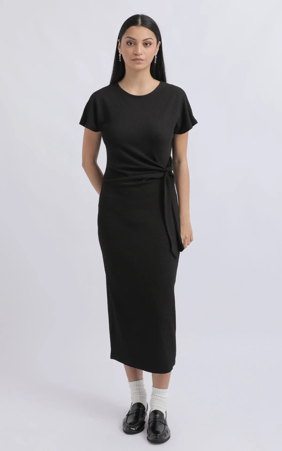 Crinkle Knit Tie Waist Midi Dress